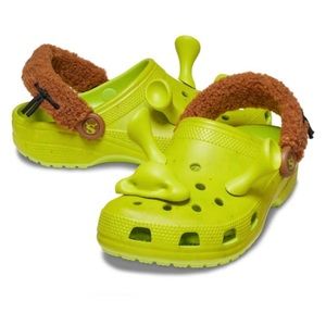 LIMITED EDITION - CROCS X DREAMWORKS Size J5 - Women’s 7 / Men’s 5